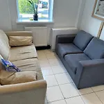 Dreghorn House 4 Bedrooms 3 Toilets 3 Reception Free Parking 233 Mbp Wifi