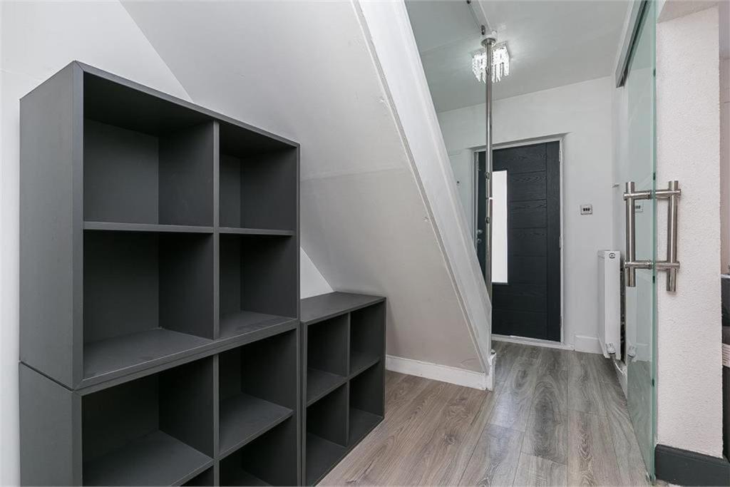 Dreghorn House 4 Bedrooms 3 Toilets 3 Reception Free Parking 233 Mbp Wifi Hébergement de vacances