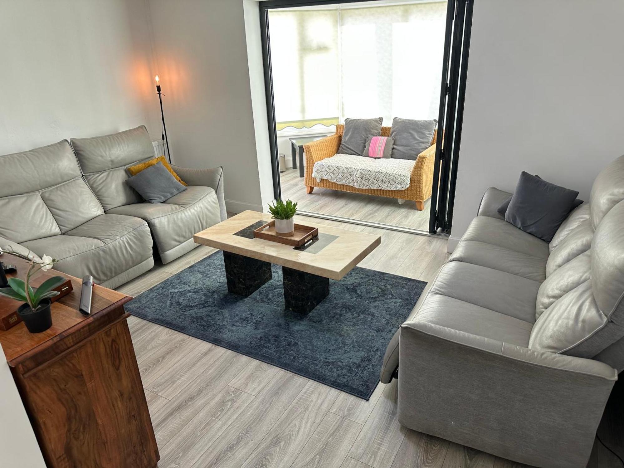 Dreghorn House 4 Bedrooms 3 Toilets 3 Reception Free Parking 233 Mbp Wifi Édimbourg